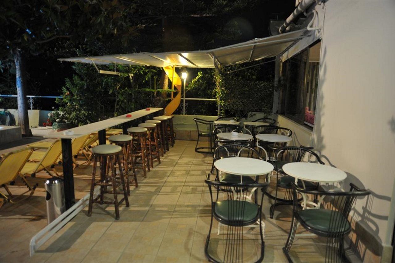 Anseli Hotel Apartments And Studios Kremastí Extérieur photo